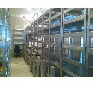 Як правильно вибрати металевий стелаж для бізнесу Як правильно вибрати металевий стелаж для бізнесу